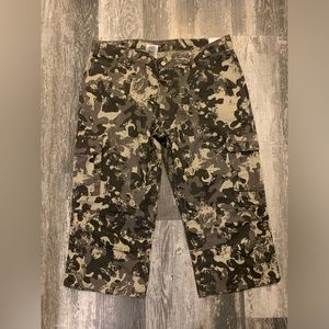 Camo Carhartt Capris